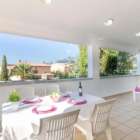 Modern With Private Terrace In Spain Roses